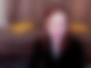 Live cam show with Ella-Evanss - Body Massage on livesuperchat.net