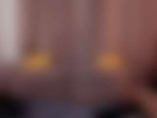 Live cam show with Ella-Evanss - Doggy on xfollow cams