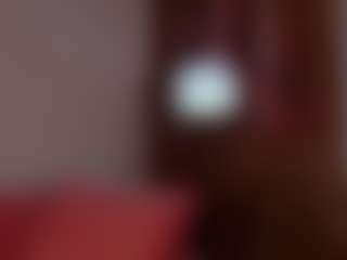 Live cam show with Ella-Evanss - Doggy on Camsoda