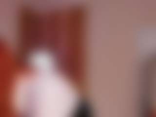 Live cam show with Ella-Evanss - Ass Clapping on Camsoda