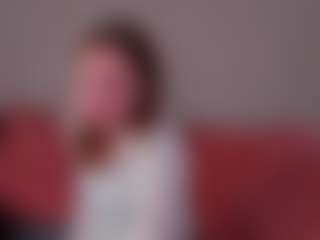 Live cam show with Ella-Evanss - Student on CamwithHer