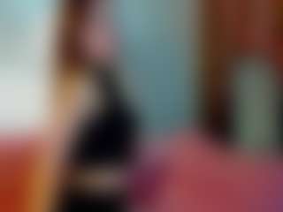 Live cam show with Ella-Evanss - Doggy on StripNow