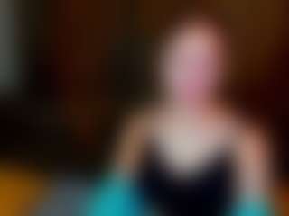 Live cam show with Ella-Evanss - Ass Clapping on Hubzter Live