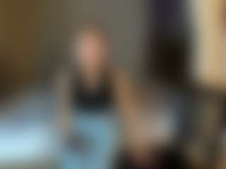 Live cam show with Ella-Evanss - Sweet on Mixed Magazine Live