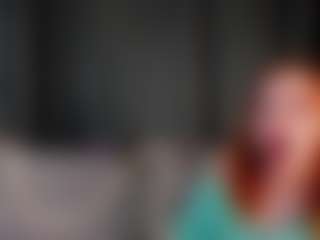 Live cam show with Ella-Evanss - Average on Latina Girls