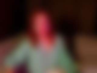 Spettacolo in cam dal vivo con Ella-Evanss - Sweet su Camsoda