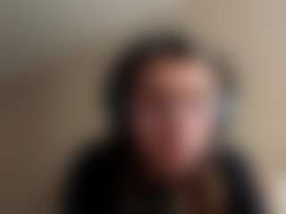 Live cam show with Luise - Thin on CamwithHer