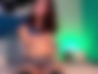 MiaCullens's Live Sex Cam Show