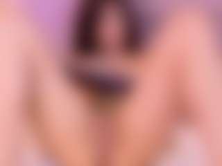 MiaCullens's Live Sex Cam Show