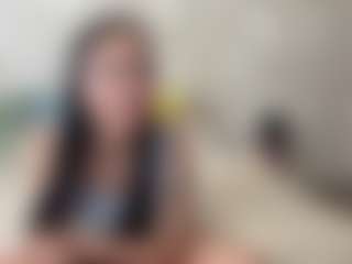 Live cam show with AmadaSandercock - New Petite on Camsoda