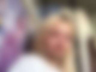 CandyBalmores's Live Sex Cam Show