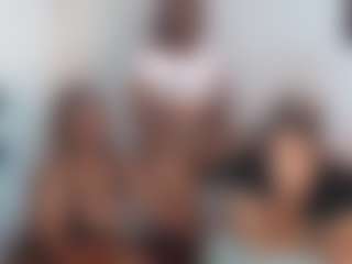 Pokaz na żywo z DarkBerry92 - Striptease MILF na Camsoda