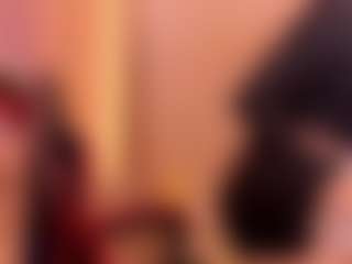 LilyHans's Live Sex Cam Show