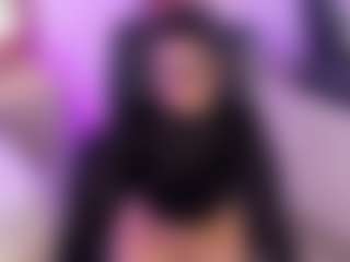 Live cam show with LilyHans - Oil on CamSextacy