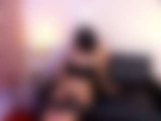 LilyHans's Live Sex Cam Show