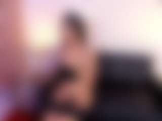 LilyHans's Live Sex Cam Show