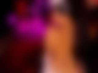 LilyHans's Live Sex Cam Show