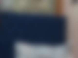 SilverCougar83 MILF webcam performer live streaming