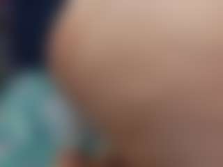 Live cam show with SilverCougar83 - Gape on StripNow