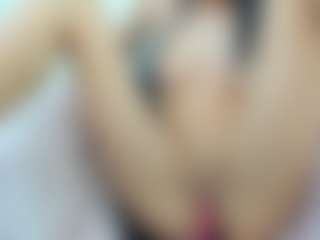 AlyssaElla's Live Sex Cam Show