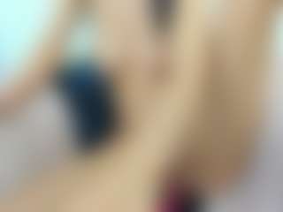 AlyssaElla's Live Sex Cam Show
