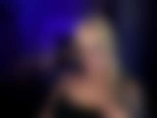 Live cam show with AnikaBolner - Blonde Hair Curvy on https://playwithruby.com