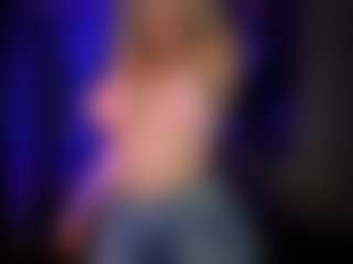 AnikaBolner's Live Sex Cam Show