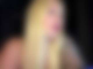 Live cam show with AnikaBolner - Eating Pussy on 1on1-livenow