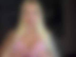 Live cam show with AnikaBolner - Blonde Hair Petite on SquirtSoMuch