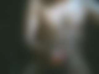 Thick-n-Tips's Live Sex Cam Show