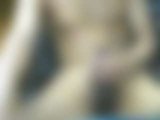 Thick-n-Tips's Live Sex Cam Show