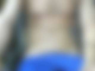 Thick-n-Tips's Live Sex Cam Show