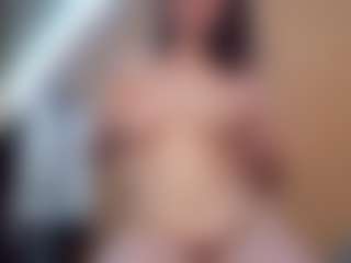 Live cam show with Polly - Athletic BBW on Camsoda