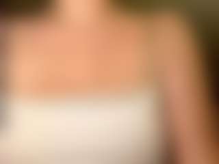 Live cam show with Polly - Athletic on fuklive.com