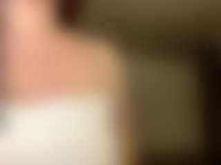 Spettacolo in cam dal vivo con Polly - Caucasian su Camsoda