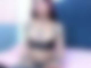 Live cam show with Nakya-Gray - Smoking on SxyPornLive