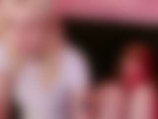 2giirls1cam's Live Sex Cam Show