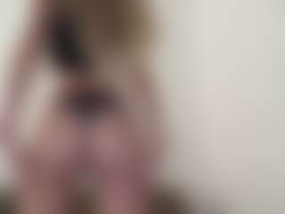 ellykey's Live Sex Cam Show