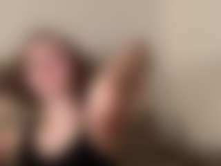 ellykey's Live Sex Cam Show