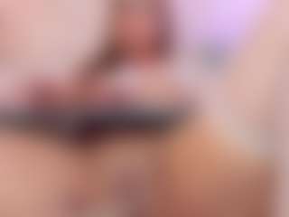 Emiily-Stonee's Live Sex Cam Show