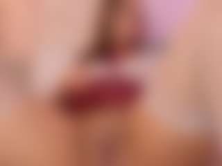 Emiily-Stonee's Live Sex Cam Show