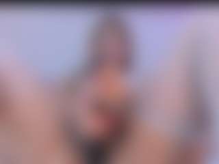 Emiily-Stonee's Live Sex Cam Show