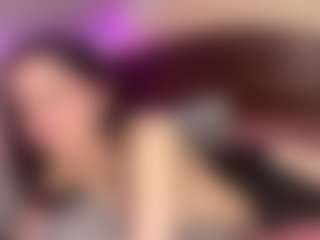Live cam show with ErmelindaMerck - New Big Tits on Camsoda