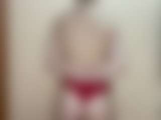 Live cam show with ErmelindaMerck - Body Massage on Camsoda