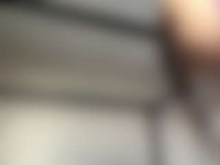 HoaCuddeback's Live Sex Cam Show