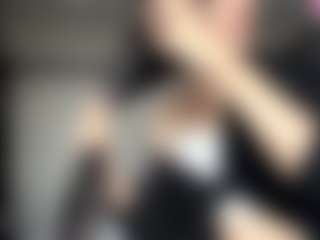 HoaCuddeback's Live Sex Cam Show