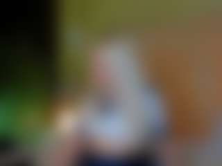 Live cam show with Lesya-Blair - Dress on Camming Site