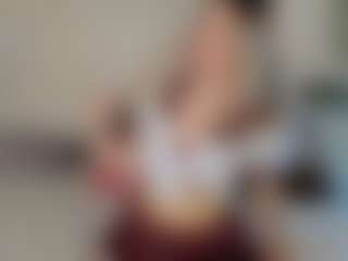 Live cam show with Lesya-Blair - Upskirt on xfollow cams