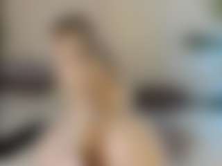 Live cam show with Lesya-Blair - Dress on sexylive.show