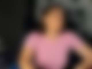 Live cam show with Nova-Gray - Legs on CamwithHer